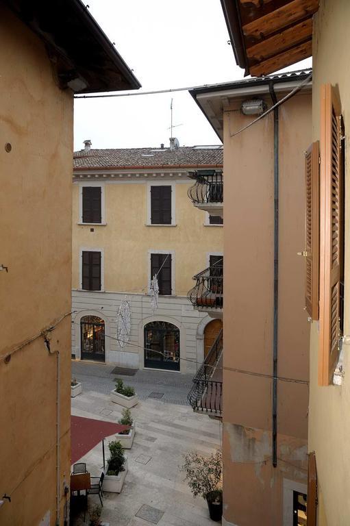 Antico Palazzo Signorile Lägenhet Salò Exteriör bild