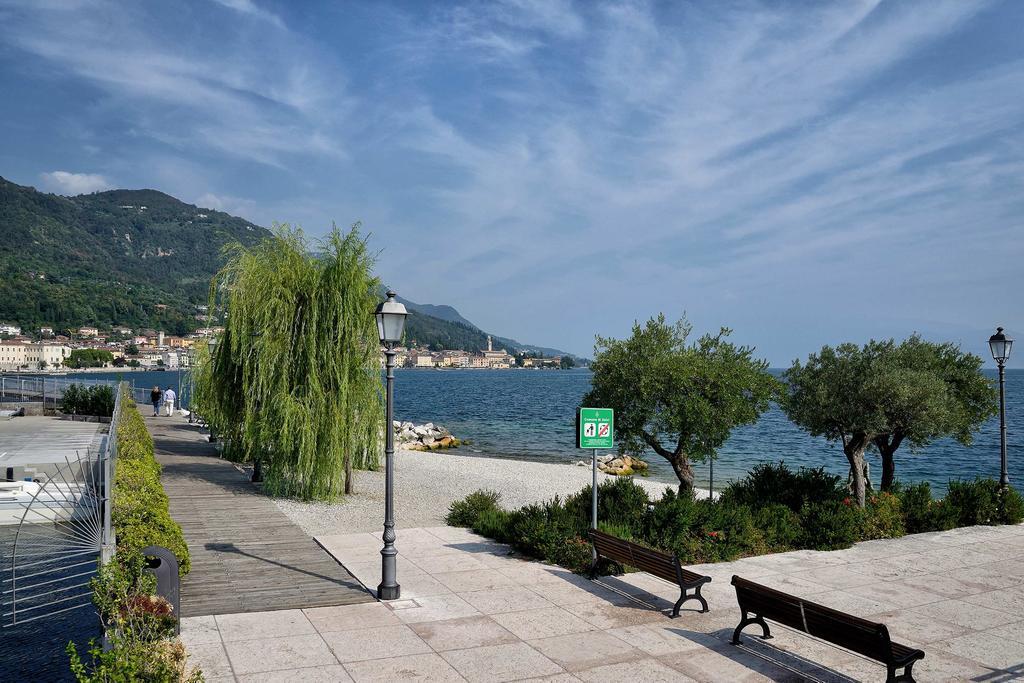 Antico Palazzo Signorile Lägenhet Salò Exteriör bild