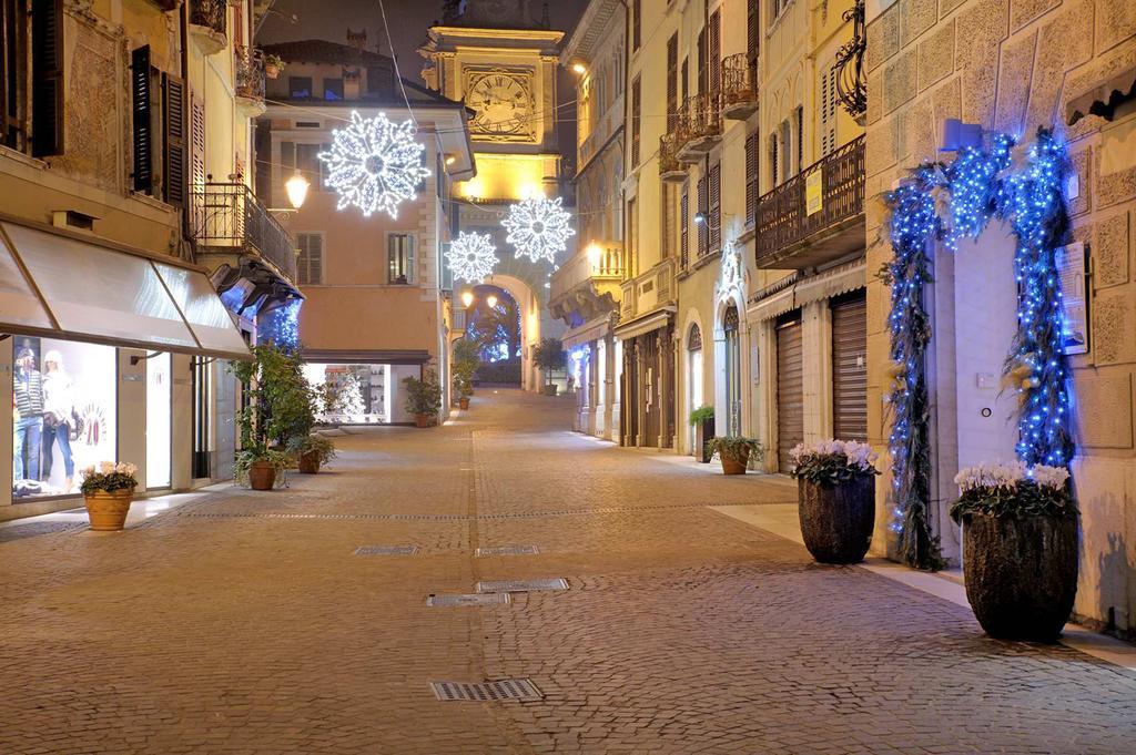 Antico Palazzo Signorile Lägenhet Salò Exteriör bild