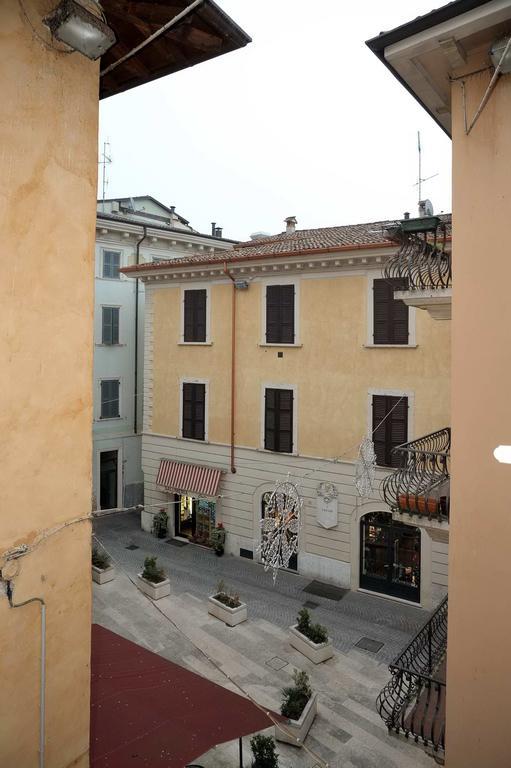 Antico Palazzo Signorile Lägenhet Salò Exteriör bild