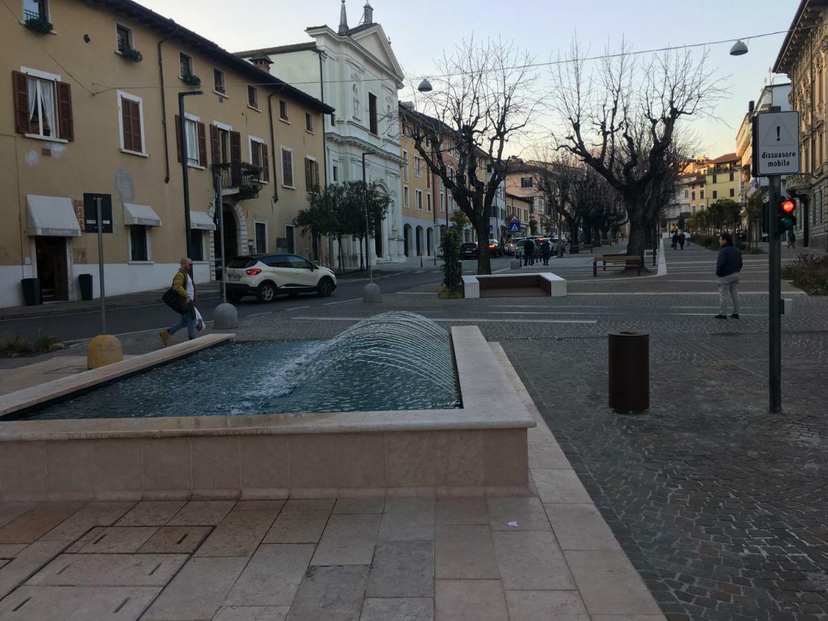 Antico Palazzo Signorile Lägenhet Salò Exteriör bild